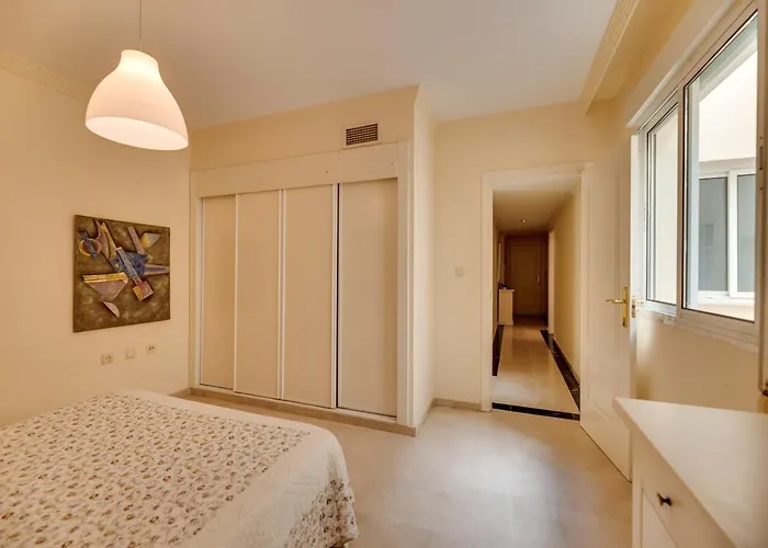 Banana * 马尔韦利亚